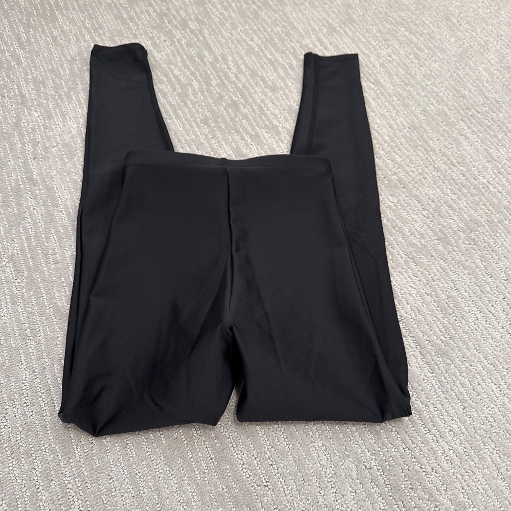 Like new Alo Leggings - Picture 3 of 4